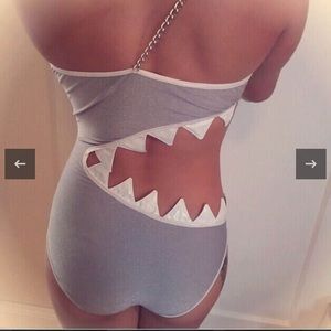 New never worn swimsuit